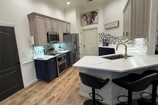 511 Emma St, Grandview, TX 76050 - Photo 6