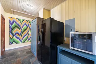 504 W Gilmer St, Ennis, TX 75119 - Photo 18