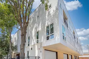 2016 N Fitzhugh Ave, Dallas, TX 75204 - Photo 2