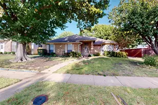 2842 Kingswood Dr, Garland, TX 75040 - Photo 2