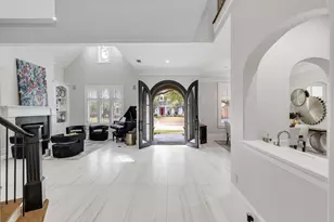 5713 Woodmont Ct, Plano, TX 75093 - Photo 2