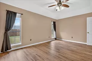 111 Blue Jay St, Stephenville, TX 76401 - Photo 10