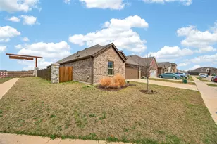 10201 Torch Light Ln, Aubrey, TX 76227 - Photo 34