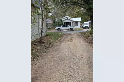 325 Virginia Avenue, Waxahachie, TX 75165 - Photo 10