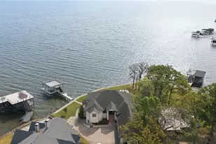 1617 Maple Dr, Tool, TX 75143 - Photo 2