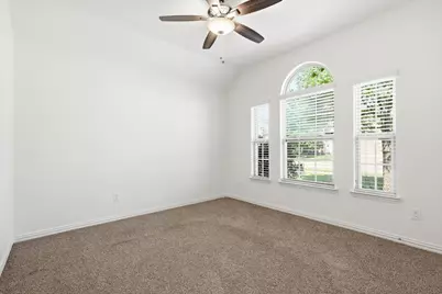 5104 McClellan Drive, Frisco, TX 75036 - Photo 16