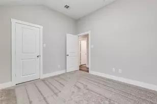 634 Bethpage Ave, Dallas, TX 75217 - Photo 14