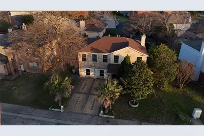 7022 Lanyon Drive, Dallas, TX 75227 - Photo 2