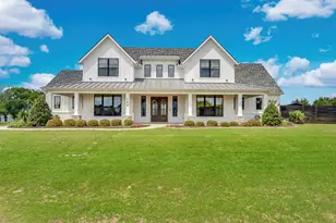 140 Farish Ln, Waxahachie, TX 75167 - Photo 2