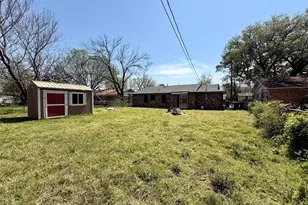 2603 Foxcroft Cir, Denton, TX 76209 - Photo 22