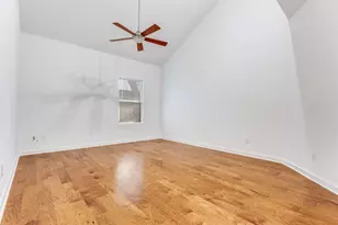 8702 San Fernando Way, Dallas, TX 75218 - Photo 20