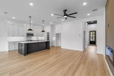 3007 Centaurus Way, Granbury, TX 76048 - Photo 6