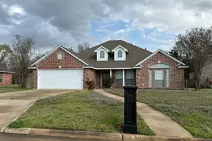 155 49th St SE, Paris, TX 75462 - Photo 1