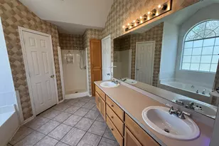 155 49th St SE, Paris, TX 75462 - Photo 10