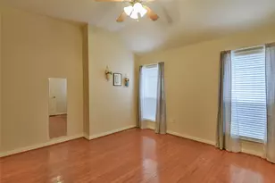 1010 Hayden Ct, Granbury, TX 76048 - Photo 18