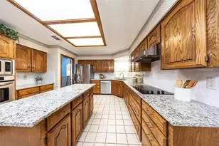 3100 Bellflower Ln, Carrollton, TX 75007 - Photo 12