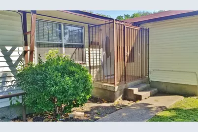 12116 Hoblitzelle Drive, Dallas, TX 75243 - Photo 6