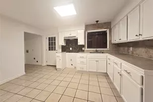 12116 Hoblitzelle Dr, Dallas, TX 75243 - Photo 12