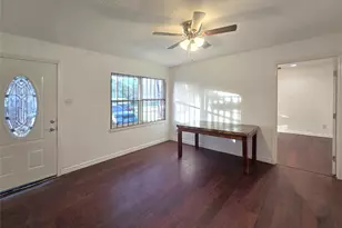 12116 Hoblitzelle Dr, Dallas, TX 75243 - Photo 10