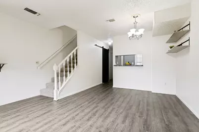634 W Collins Street, Denton, TX 76201 - Photo 4