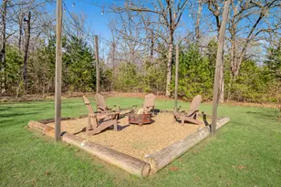 9327 Hwy 82 E, Blossom, TX 75416 - Photo 2