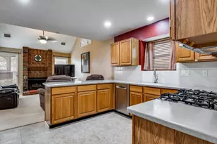 1317 Chestnut Dr, Rowlett, TX 75089 - Photo 6