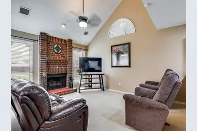 1317 Chestnut Drive, Rowlett, TX 75089 - Photo 8