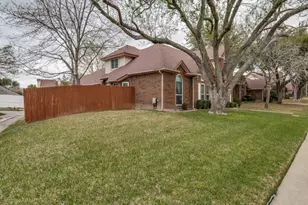 1317 Chestnut Dr, Rowlett, TX 75089 - Photo 2