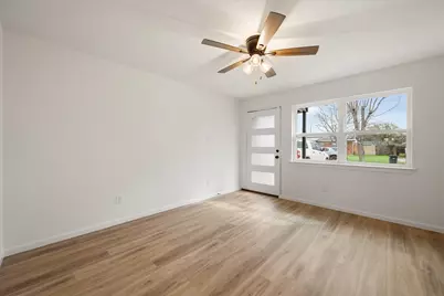 5508 Westcrest Drive, Fort Worth, TX 76134 - Photo 10