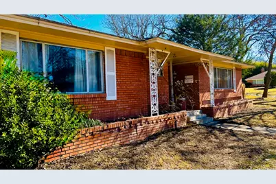 2438 Five Mile Circle, Dallas, TX 75233 - Photo 2