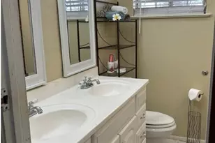 2438 5 Mile Cir, Dallas, TX 75233 - Photo 8