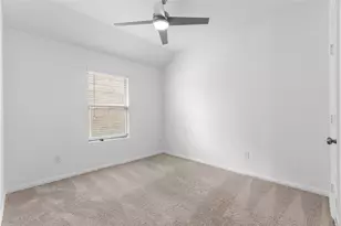 544 Hickory Rdg Dr, Van Alstyne, TX 75495 - Photo 18