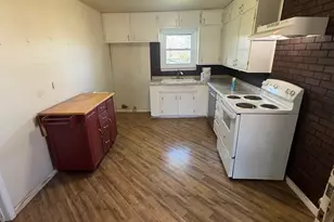 112 W O Connell St, Howe, TX 75459 - Photo 4