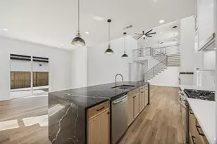 3910 Harlingen, Dallas, TX 75212 - Photo 4