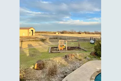 2300 Berend Road, Pilot Point, TX 76258 - Photo 32