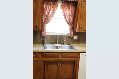 110 E Vanston Lane, Crandall, TX 75114 - Photo 10