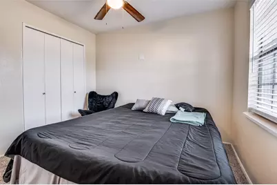 10222 Red Maple Drive, Dallas, TX 75249 - Photo 16