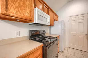 9320 Newhall St, Dallas, TX 75232 - Photo 10