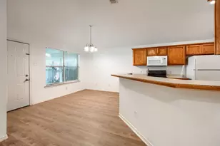 9320 Newhall St, Dallas, TX 75232 - Photo 6