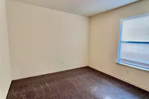 7002 Wax Berry Dr, Dallas, TX 75249 - Photo 14