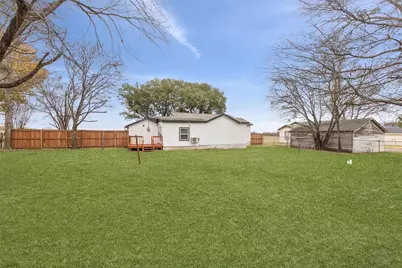 410 Ayres Street, Hutchins, TX 75141 - Photo 14