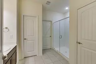 4627 Raleigh Dalton Rd, Dallas, TX 75227 - Photo 2