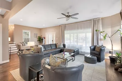 828 Elsbeth Street, Dallas, TX 75208 - Photo 8