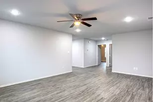 800 Sycamore St, Commerce, TX 75428 - Photo 4