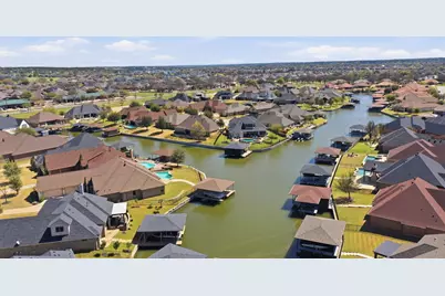 1208 Sunset Bay Drive, Granbury, TX 76048 - Photo 40