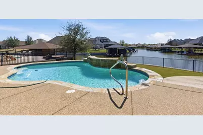 1208 Sunset Bay Drive, Granbury, TX 76048 - Photo 30