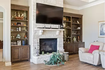 1208 Sunset Bay Drive, Granbury, TX 76048 - Photo 8