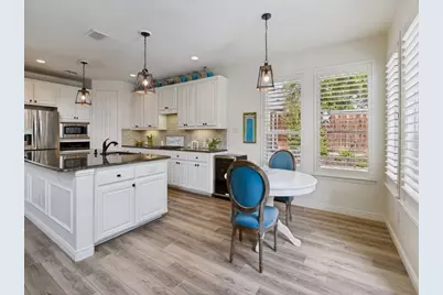 944 Excalibur Drive, Highland Village, TX 75077 - Photo 14