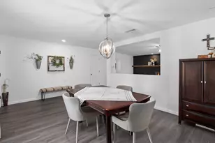 1819 W Cedar Elm Dr, Arlington, TX 76012 - Photo 10