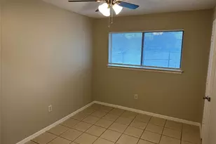 210 W 4th St, Irving, TX 75060 - Photo 10